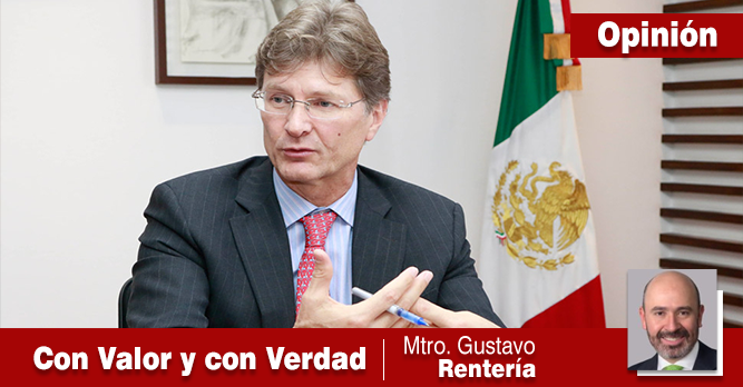 El vaso medio lleno de Enrique de la Madrid